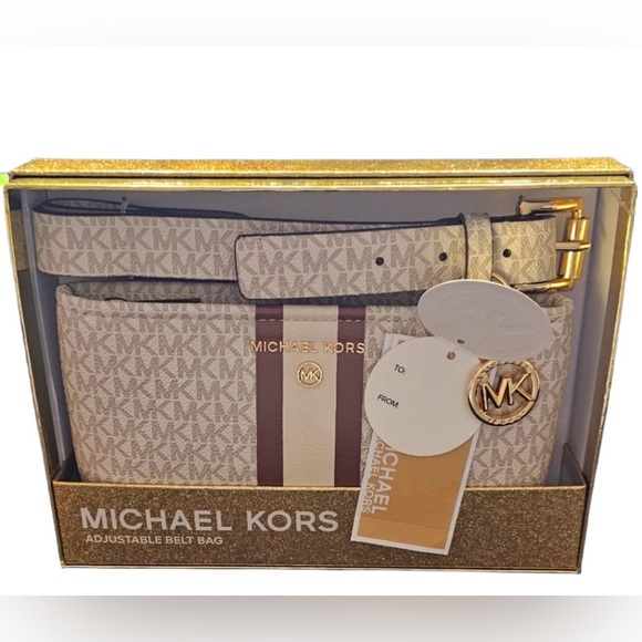 Michael Kors Handbags - Michael Kors, NWT, adjustable belt bag in Box❤️ Sale